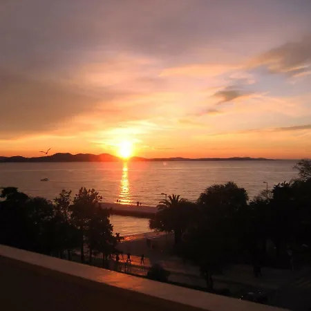 Sunset Delight In Old Town 아파트 자다르
